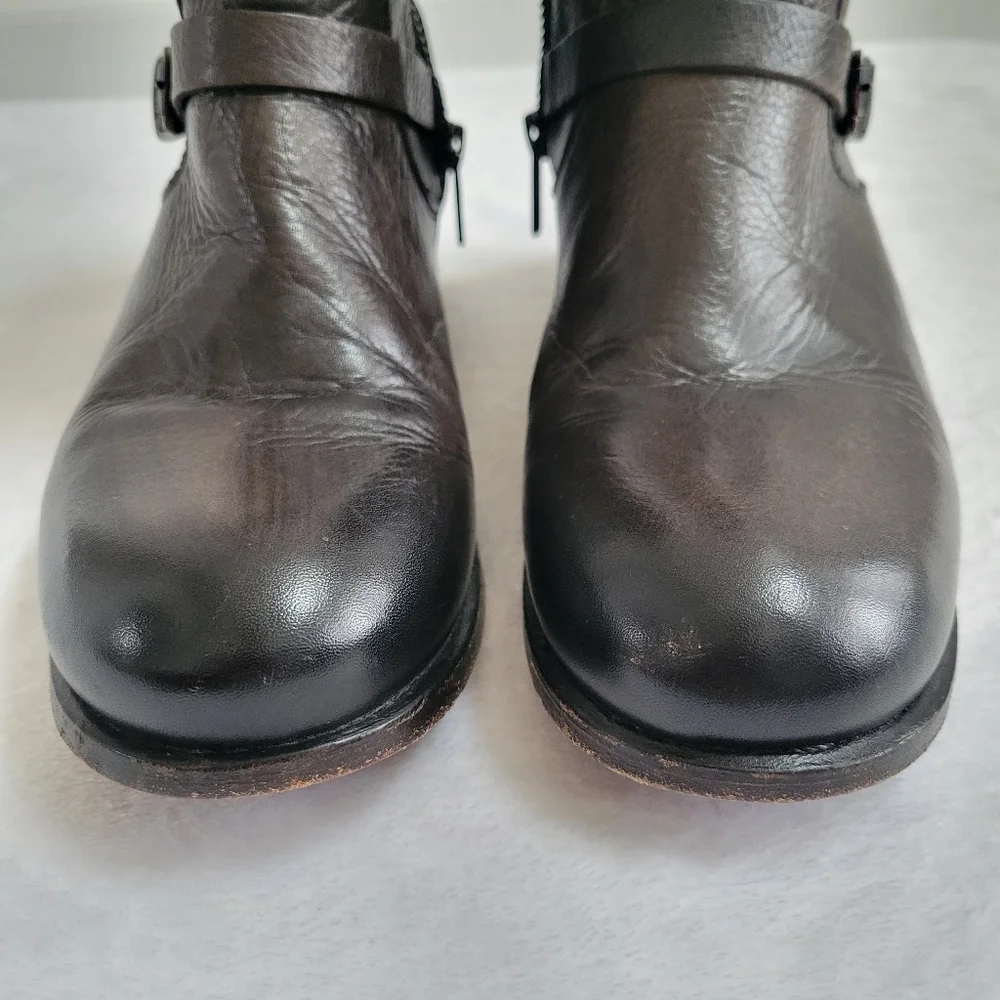 Frye Lynn Strap Size 7 Short‎ Boot Leather Moto Ankle Bootie